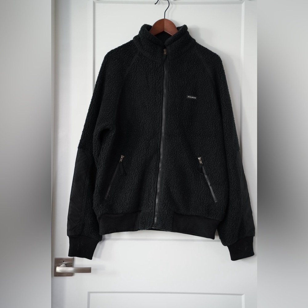 FILSON Men’s Black Sherpa Fleece Jacket